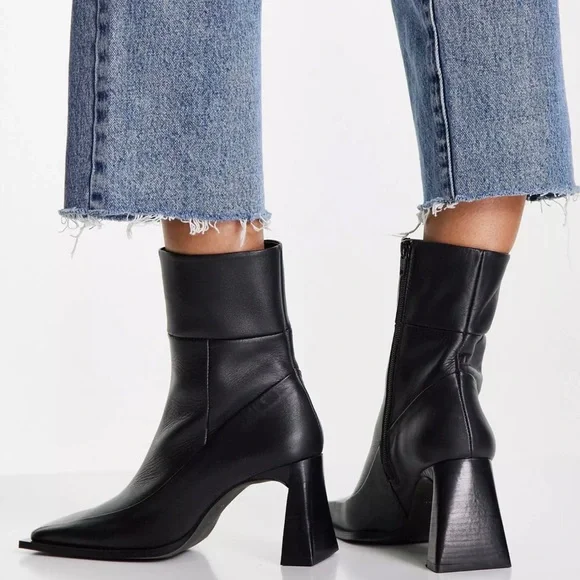 Topshop Shoes Topshop Harper Leather High Ankle Boot In Black